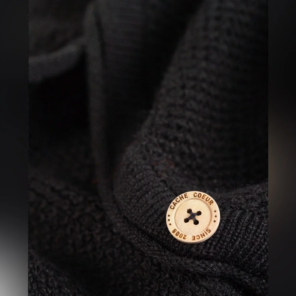 Cache Coeur Black Maternity Cardigan - Picture 4 of 4